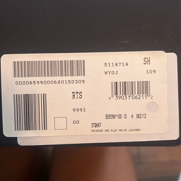 Pointed toe flat white leather - Picture 6 of 6